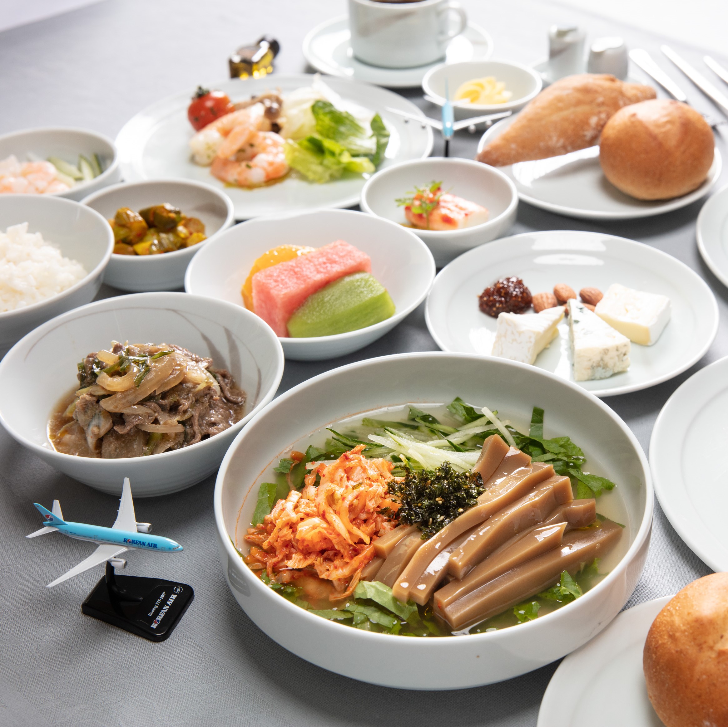 새로운 기내식으로 항공 여행의 즐거움을 드립니다” – 대한항공 뉴스룸