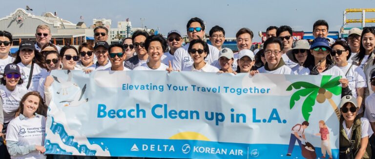 대한항공-델타항공, 美 산타모니카 해변에서 환경 정화 봉사활동
