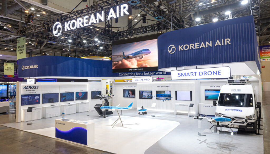 ‘2025 월드 스마트시티 엑스포(WSCE)’ 대한항공 부스 전경