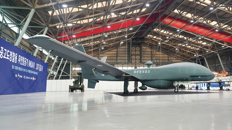 대한항공, 중고도 정찰용 무인항공기(MUAV) 1호기 출고