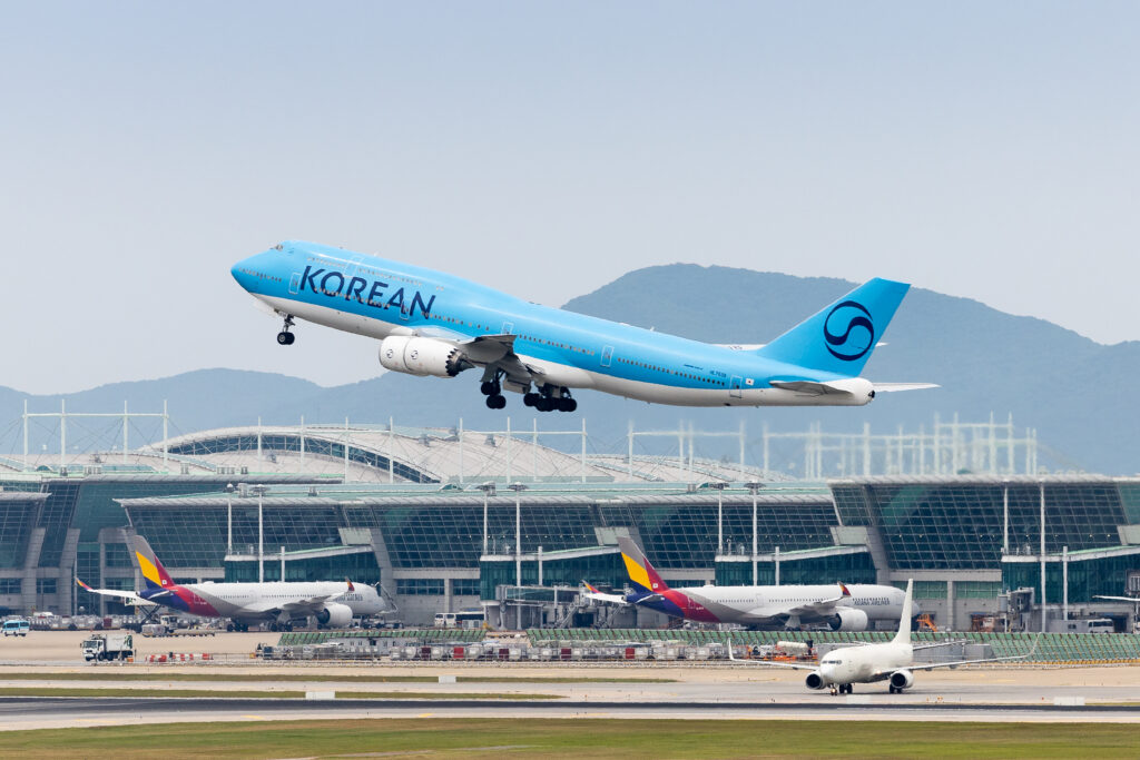 대한항공 보잉 747-8i 항공기
